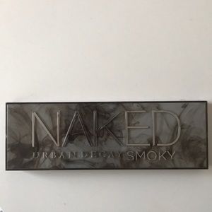 Urban Decay Naked Smoky Palette